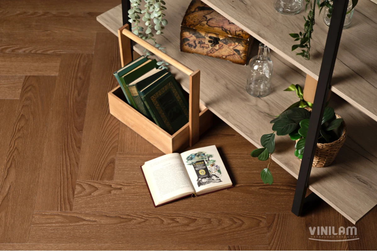 Плитка ПВХ замковая VINILAM Паркет Винсент Herringbone 720х120х6,5 (2,07м2), с подложкой, 4V фаска