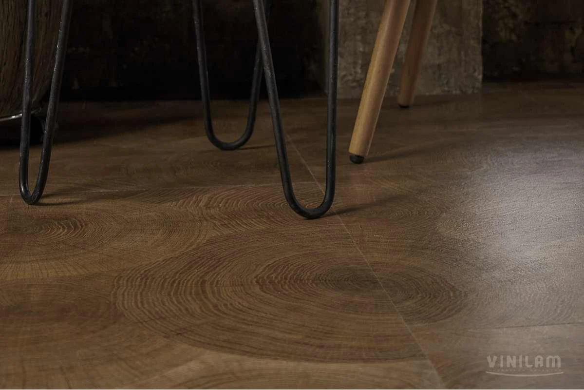 Плитка ПВХ клеевая VINILAM Дуб Натуральный Ceramo Stone Glue 950х480х2,5 (4,56м2), 4V микро-фаска
