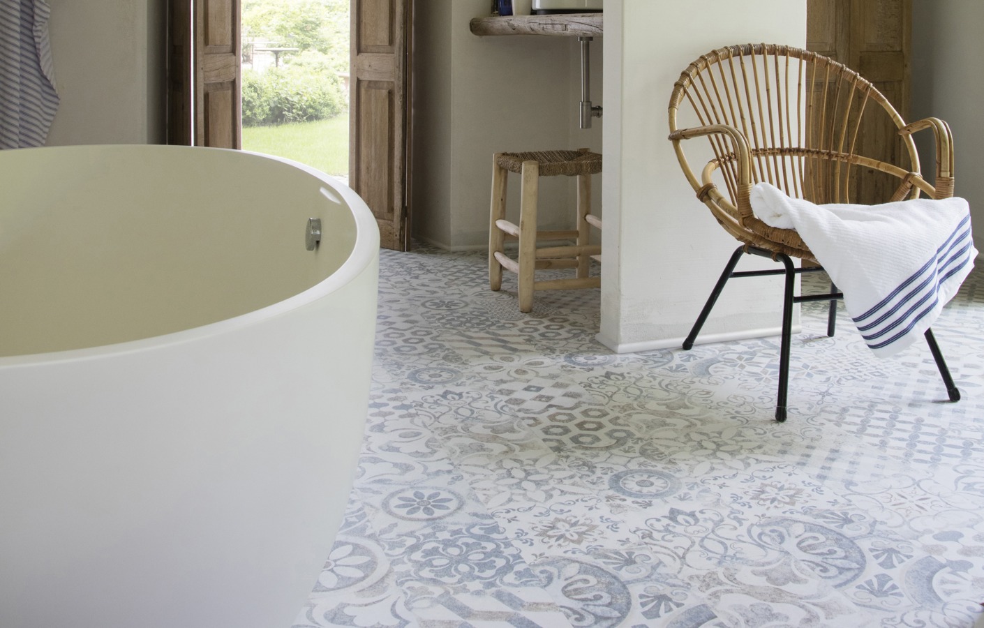Ламинат Berry Alloc Retro Chic Blue Grey Ocean 1288х190х8 (2,203м2), защелка (Click), без фаски