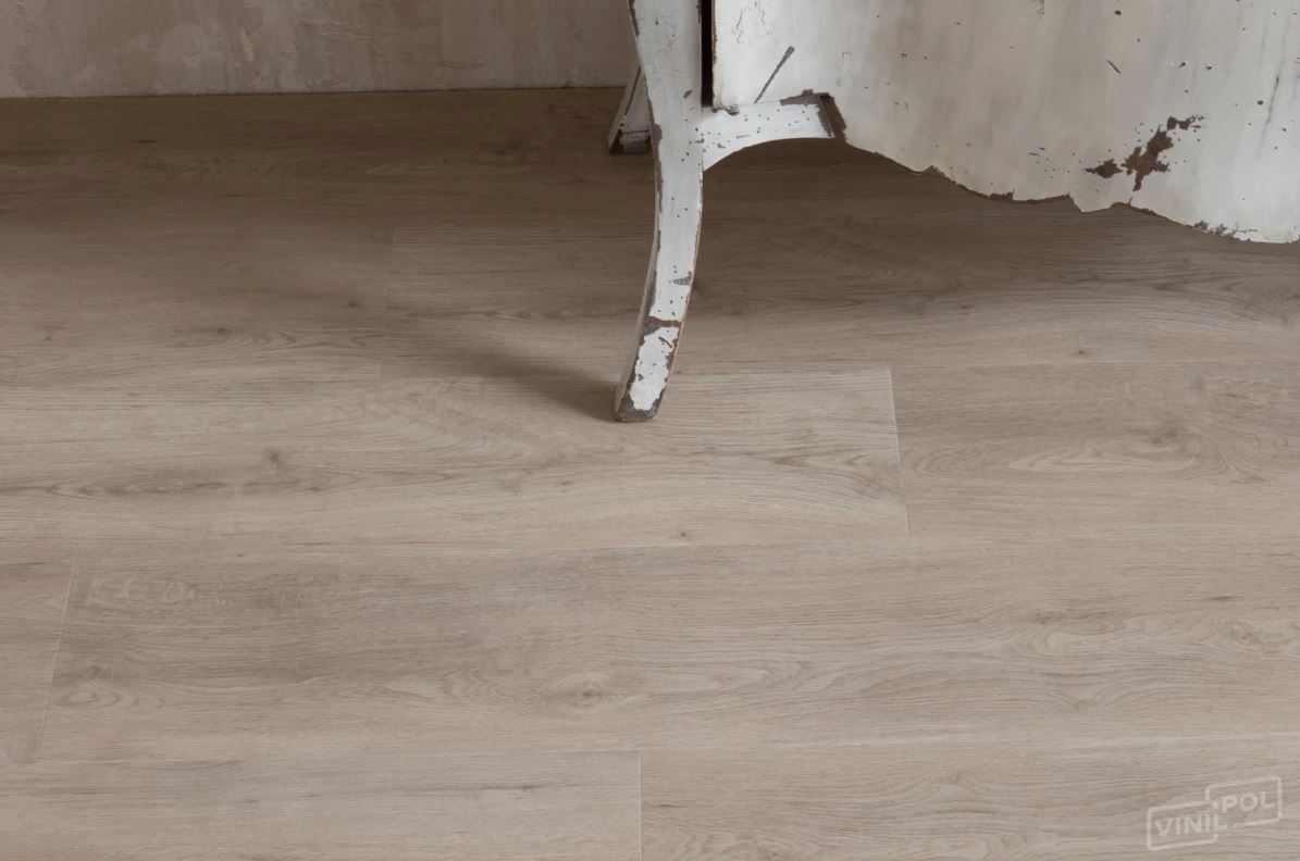 Плитка ПВХ клеевая VINILPOL Дуб Мира LVT Glue 1219,6х228,6х2 (4,459м2), 4V фаска