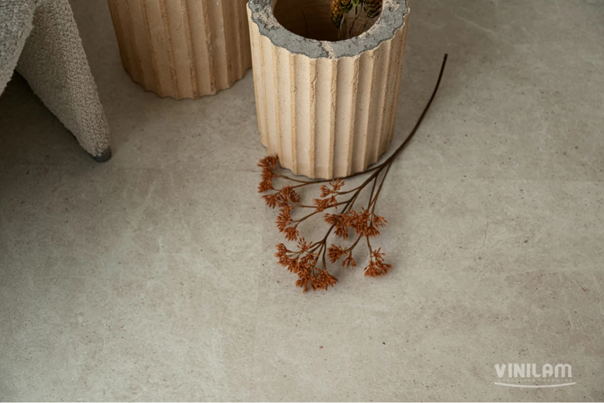 Плитка ПВХ клеевая VINILAM Тихая бухта Ceramo Stone Glue 950х480х2,5 (4,513м2), 4V микро-фаска