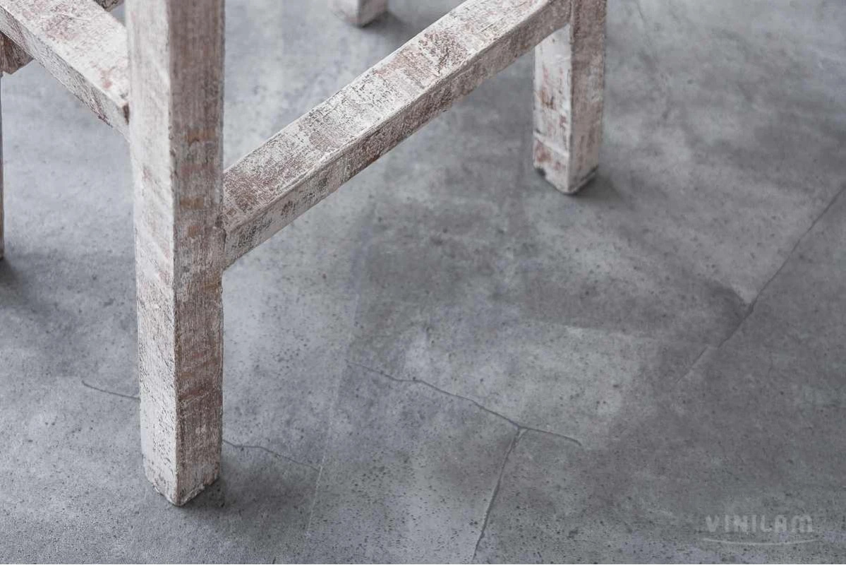 Плитка ПВХ клеевая VINILAM Серый Бетон Ceramo Stone Glue 950х480х2,5 (4,56м2), 4V микро-фаска