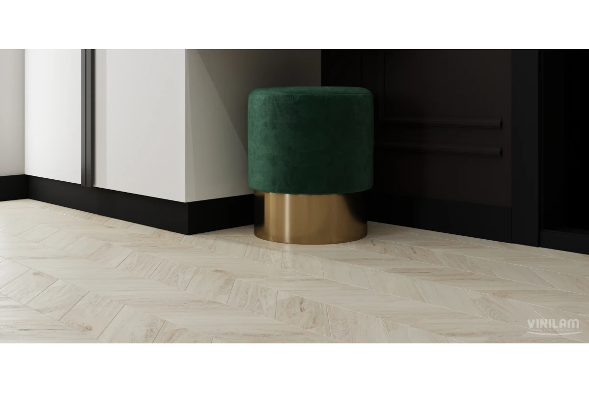 Плитка ПВХ клеевая VINILAM Шеврон Бриссак Chevron Glue 690х115х2,5 (2,86м2), 4V фаска
