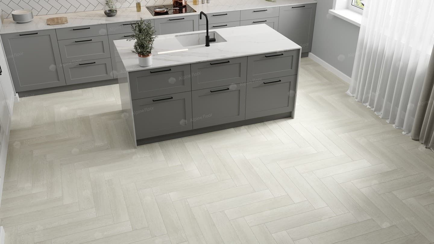 Плитка ПВХ клеевая Alpine Floor ЕСО 16-6 Зимний Лес Parquet LVT 590х118х2,5 (2,227м2), 4V фаска