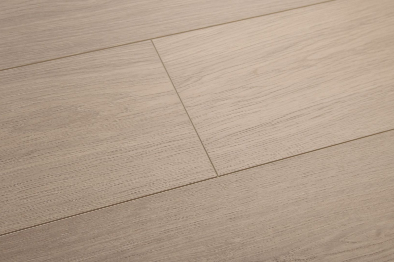 Ламинат Damy Floor Дуб Гринвуд Tradition 1217х196х8 (3,339м2), замок (Uniclic), 4V фаска