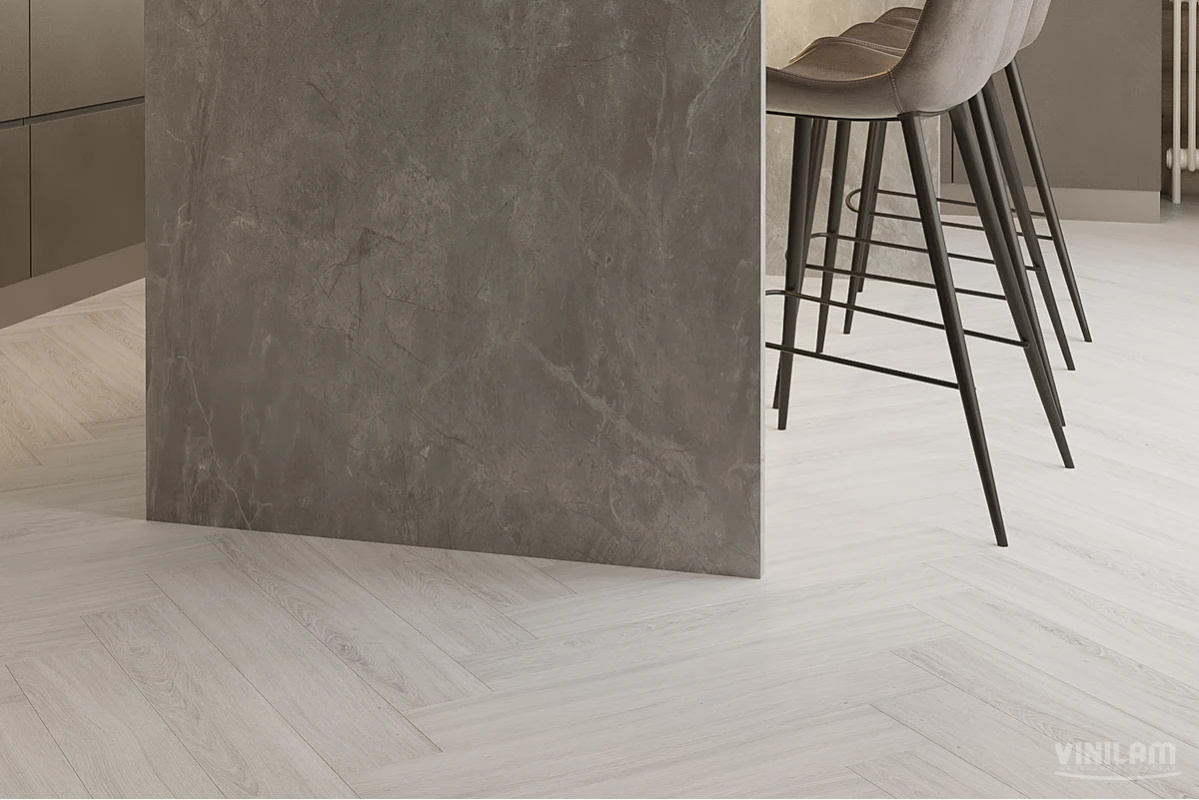 Плитка ПВХ клеевая VINILAM Паркет Санторини Herringbone Glue 762х152,4х2,5 (2,79м2), 4V фаска